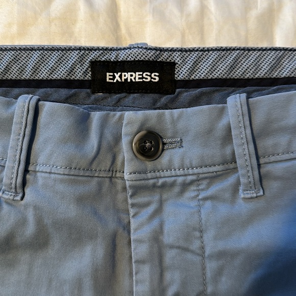 Express Men’s Shorts - Picture 3 of 5